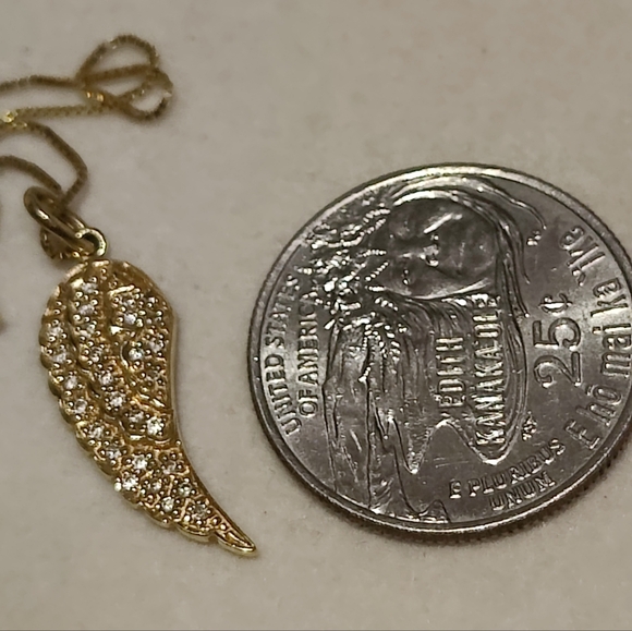 ✨ 14K Gold Diamond Wing Charm by Sydney Evan and 14K Box Chain ✨ - Picture 5 of 5